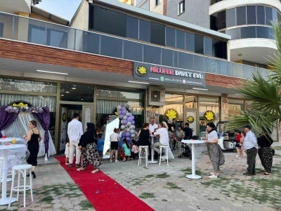 Anne kız el ele verdi, Köşk’teki tüm kadınların sorunlarına çözüm üretti
