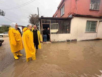 Antakya Belediyesi, sel afetinin vurduğu noktalarda incelemelerde bulundu
