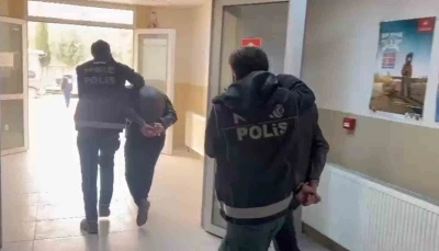 Antakya&rsquo;da ara&ccedil;ta captagon hap ele ge&ccedil;irildi: 2 tutuklama
