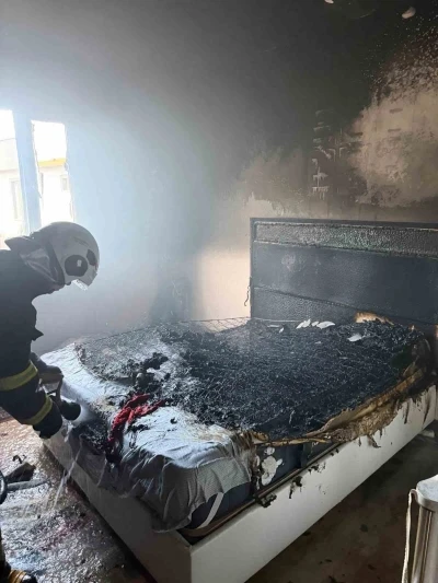 Antakya&rsquo;da ev yangını
