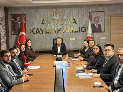Antakya&rsquo;da kadına y&ouml;nelik şiddetle m&uuml;cadele toplantısı ger&ccedil;ekleştirildi
