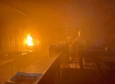 Antakya&rsquo;da kızartma makinesinden &ccedil;ıkan yangında d&ouml;nercide alevler y&uuml;kseldi
