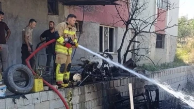 Antakya&rsquo;da yaşanan yangında motosiklet kullanılmaz hale geldi
