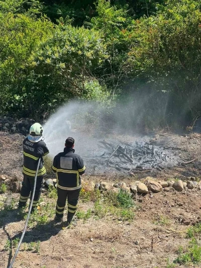 Antakya&rsquo;da zeytinlik alan yangını

