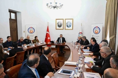 Antalya aşırı yağışlara karşı teyakkuzda
