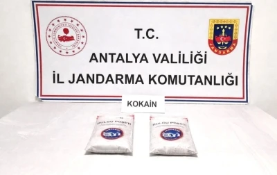 Antalya&rsquo;da 1,3 kilogram kokain ele ge&ccedil;irildi, 2 ş&uuml;pheli tutuklandı
