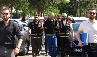 Antalya&rsquo;da 12 yıl sonra aydınlanan cinayette 3 ş&uuml;pheli tutuklandı
