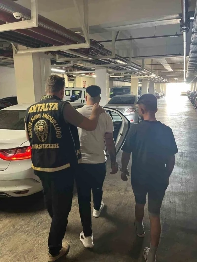 Antalya’da 25 hırsızlık olayının 15’i aydınlatıldı, 32 şüpheli yakalandı
