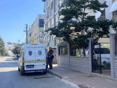 Antalya&rsquo;da 34 yaşındaki gen&ccedil; evinde &ouml;l&uuml; bulundu
