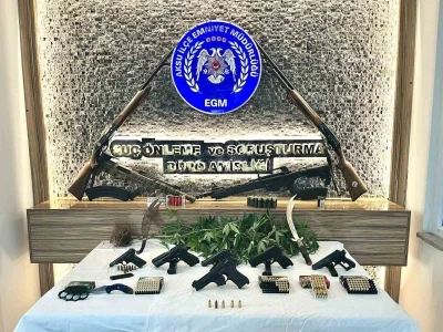 Antalya’da çok sayıda ruhsatsız silah ele geçti: 9 gözaltı
