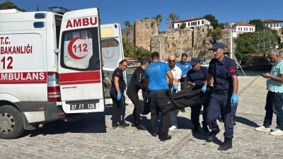 Antalya’da falezlerden düşen genç kız hayatını kaybetti
