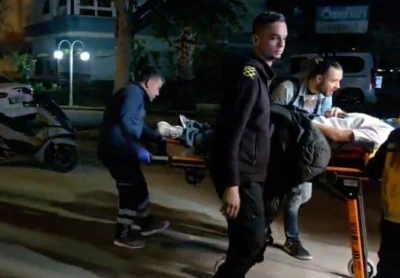 Antalya&rsquo;da iki motosiklet &ccedil;arpıştı: 3 yaralı
