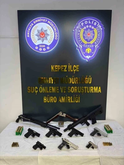 Antalya’da Şafak 07 Huzur-6 operasyonu: 30 adrese eş zamanlı baskın
