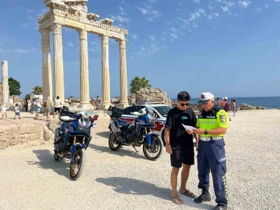 Antalya’da şok motosiklet denetimi: 965 araç trafikten men edildi
