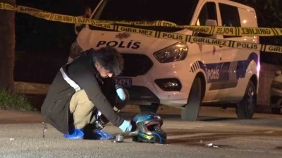Antalya&rsquo;da &rsquo;taralı&rsquo; kavga: 1 yaralı

