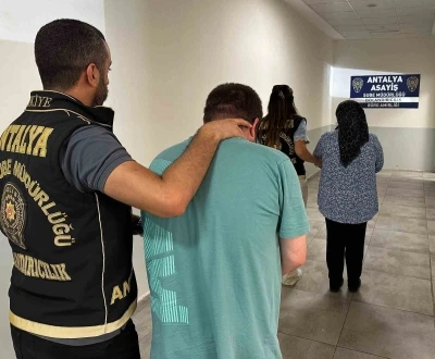 Antalya’da vize ve tatil vaadiyle 651 bin liralık dolandırıcılık: 1 tutuklama
