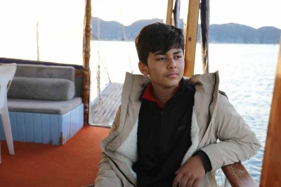 Antalya&rsquo;dan eğitime yelken a&ccedil;an tekne, bir &ccedil;ocuğun hayallerini taşıyor
