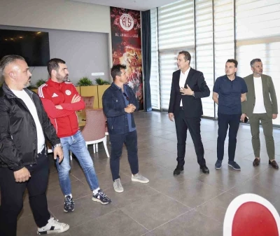 Antalyaspor’da Emre Belözoğlu dönemi sona erdi
