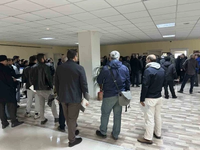 APP plaka değişiminde s&uuml;re uzatıldı yoğunluk azalmadı
