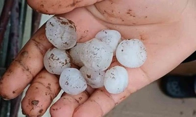 Araban&rsquo;da etkili olan dolu yağışı korkuttu