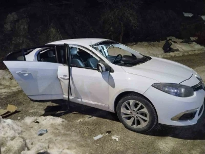 Ara&ccedil; i&ccedil;erisinde patlama: 3 yaralı
