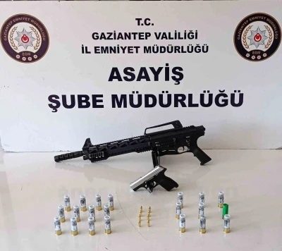 Araca silahla ateş ederek ka&ccedil;an ş&uuml;pheli yakalandı
