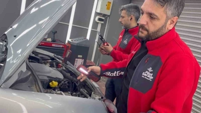 Aracını satmak isterken podyenin farklı bir araca ait olduğunu &ouml;ğrendi
