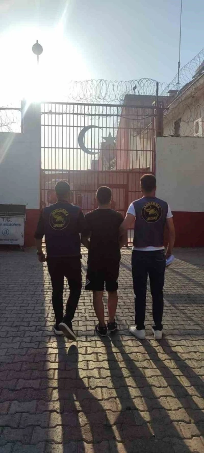 Aranan şahıs operasyonla yakalandı
