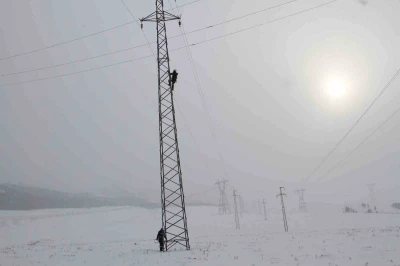 Aras Elektrik; "Bayram boyunca kesintisiz enerji i&ccedil;in sahadayız"
