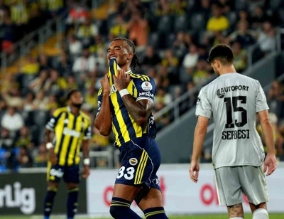 Archie Brown, Fenerbahçe’deki 2. golünü attı
