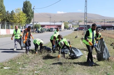 Ardahan Belediyesi’nden sanayi sitesinde temizlik seferberliği
