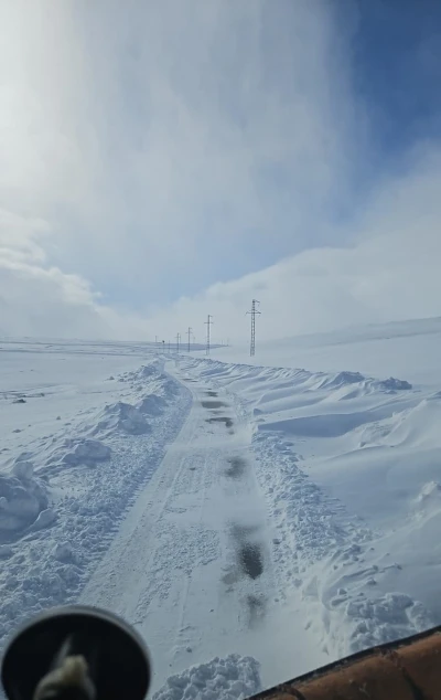 Ardahan&rsquo;da kar nedeniyle 19 k&ouml;y yolu ulaşıma kapandı
