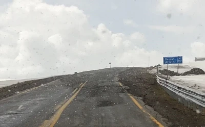 Ardahan&rsquo;ın y&uuml;ksek kesimlerinde kar yağışı etkili oldu

