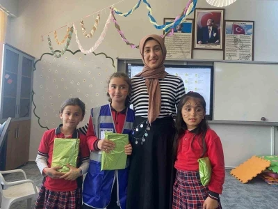 Arıcak&rsquo;ta İyilik Projesi s&uuml;r&uuml;yor
