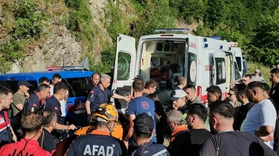Arkadaşlarıyla şelaleye giren gencin cansız bedenine ulaşıldı
