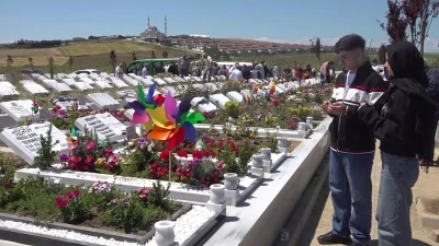 Arkanı tarafından 16 yaşında 17 bı&ccedil;ak darbesiyle &ouml;ld&uuml;r&uuml;len Abd&uuml;lbaki doğum g&uuml;n&uuml;nde unutulmadı
