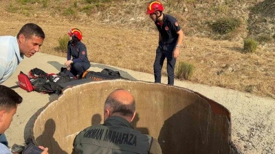 Arnavutköy’de 25 metrelik kuyuya inen bir kişi mahsur kaldı
