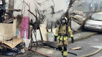 Arnavutk&ouml;y&rsquo;de tek yaşayan yaşlı adamın gecekondusunda yangın
