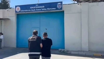 Arsuz&rsquo;da hapis cezası bulunan şahıs yakalandı

