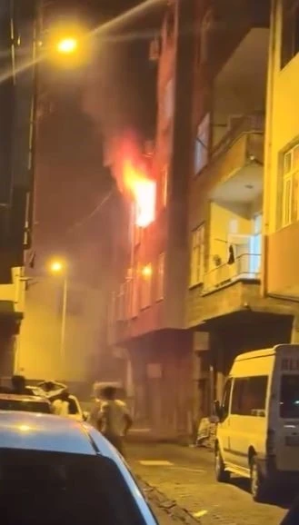Artvin&rsquo;de iki kez yanan evin kundaklandığı ortaya &ccedil;ıktı: Eski eş tutuklandı
