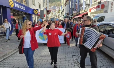 Artvin&rsquo;de Otizm Farkındalık Y&uuml;r&uuml;y&uuml;ş&uuml; d&uuml;zenlendi
