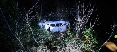 Artvin’de otomobil uçuruma yuvarlandı: 4 yaralı
