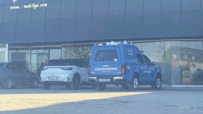 Asansör boşluğuna düşen işçi ağır yaralandı
