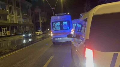 Asans&ouml;rde mahsur kaldılar, eve gelince hastanelik oldular
