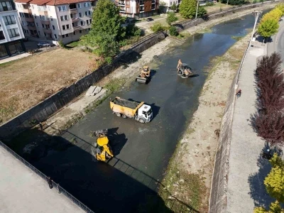 Asar deresi temizleniyor

