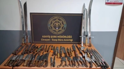 Asayiş uygulamalarında ruhsatsız silahlar, kesici aletler ve uyuşturucu maddeler ele ge&ccedil;irildi
