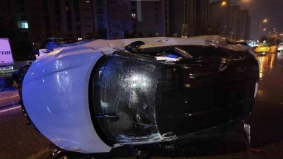 Aşırı hız ve alkol kazaya neden oldu: Sancaktepe&rsquo;de otomobil takla attı
