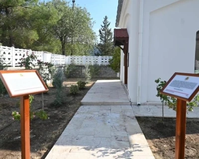 Asırlık türbede bakım ve çevre düzenlemesi
