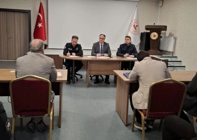 Aslanapa&rsquo;da eğitim-&ouml;ğretim yılı tedbirleri toplantısı yapıldı
