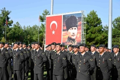 Astsubay meslek yüksekokulu diploma ve sancak devir-teslim töreni düzenlendi
